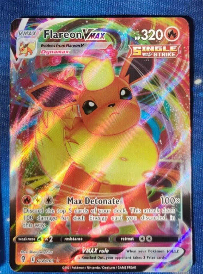 Flareon V & Flareon VMAX Pokémon 2 Card Lot - Eevolution Pair